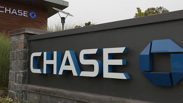 A mix-up at a Dutch warehouse last week led JPMorgan Chase to order bags of stones thought to be nickel, according to the 'Wall Street Journal.'