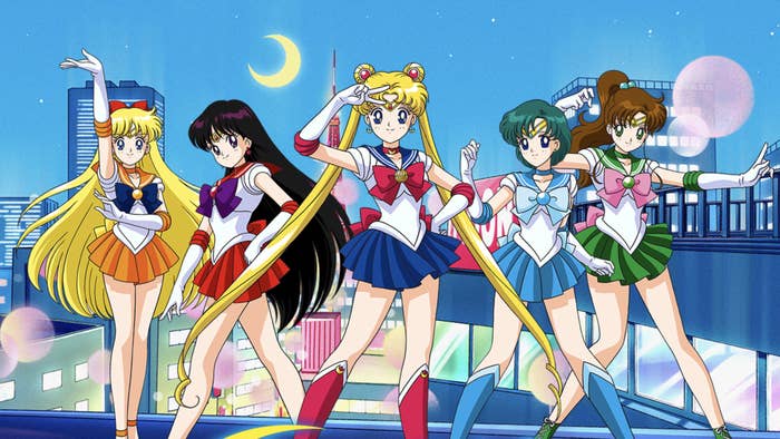L-R: Sailor Venus, Sailor Mars, Sailor Moon, Sailor Mercury and Sailor Jupiter posing