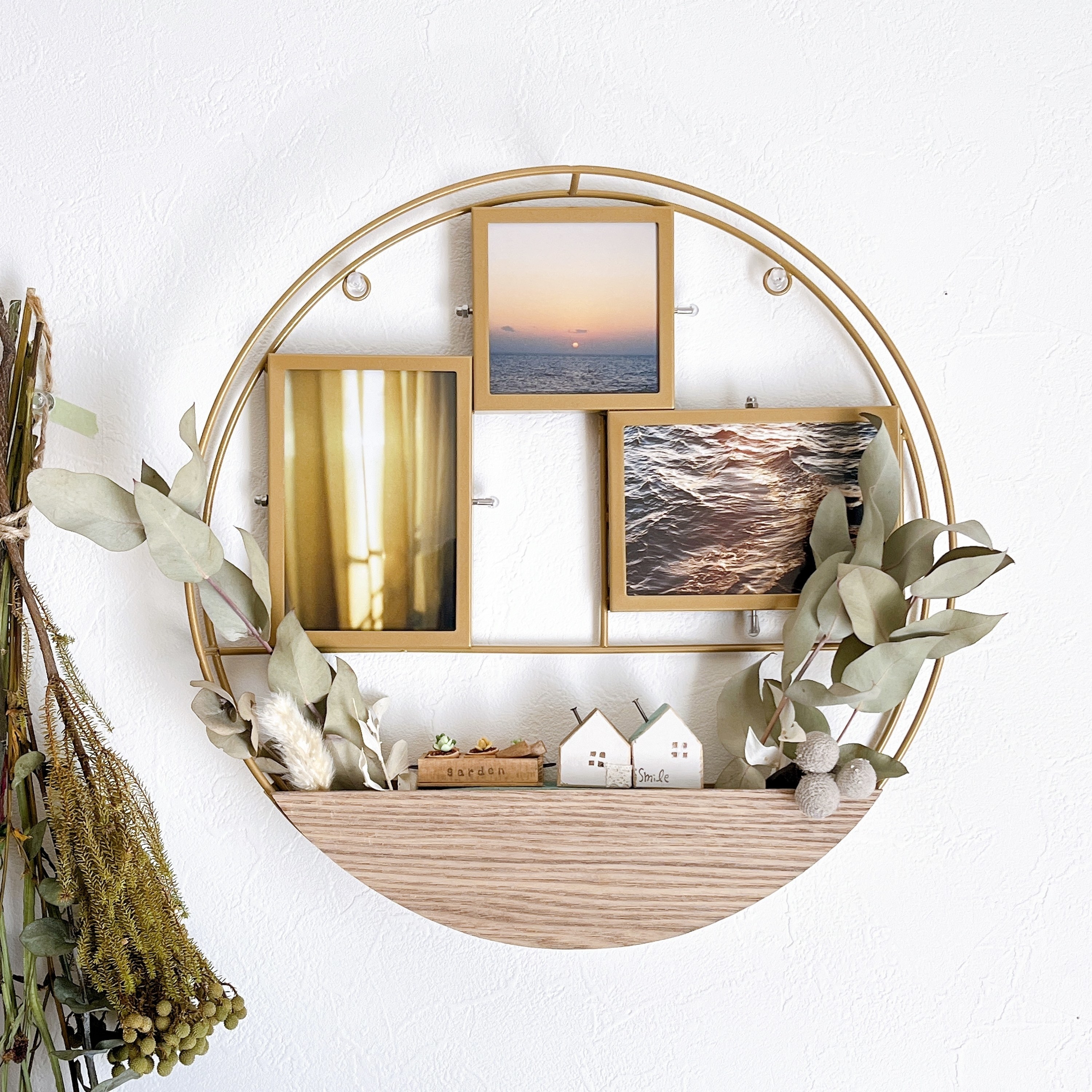 NITORI（ニトリ）のおすすめ「フラワー ラック（サークルフォトフレーム）」