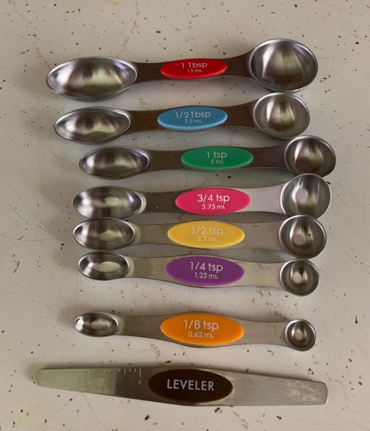 Reviewer image of measuring spoons