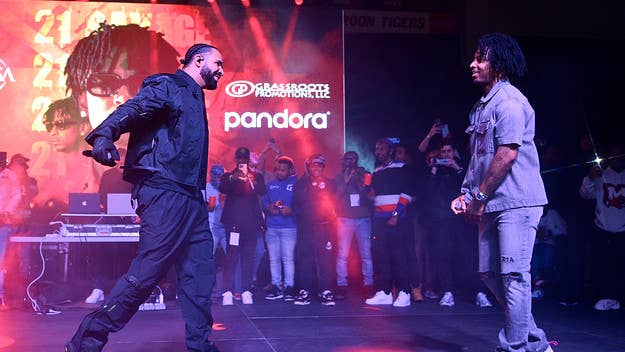 21 Savage will not be coming to Canada on Drake’s upcoming It’s All A Blur Tour in Montreal in July and in Vancouver with August, Live Nation confirmed.
