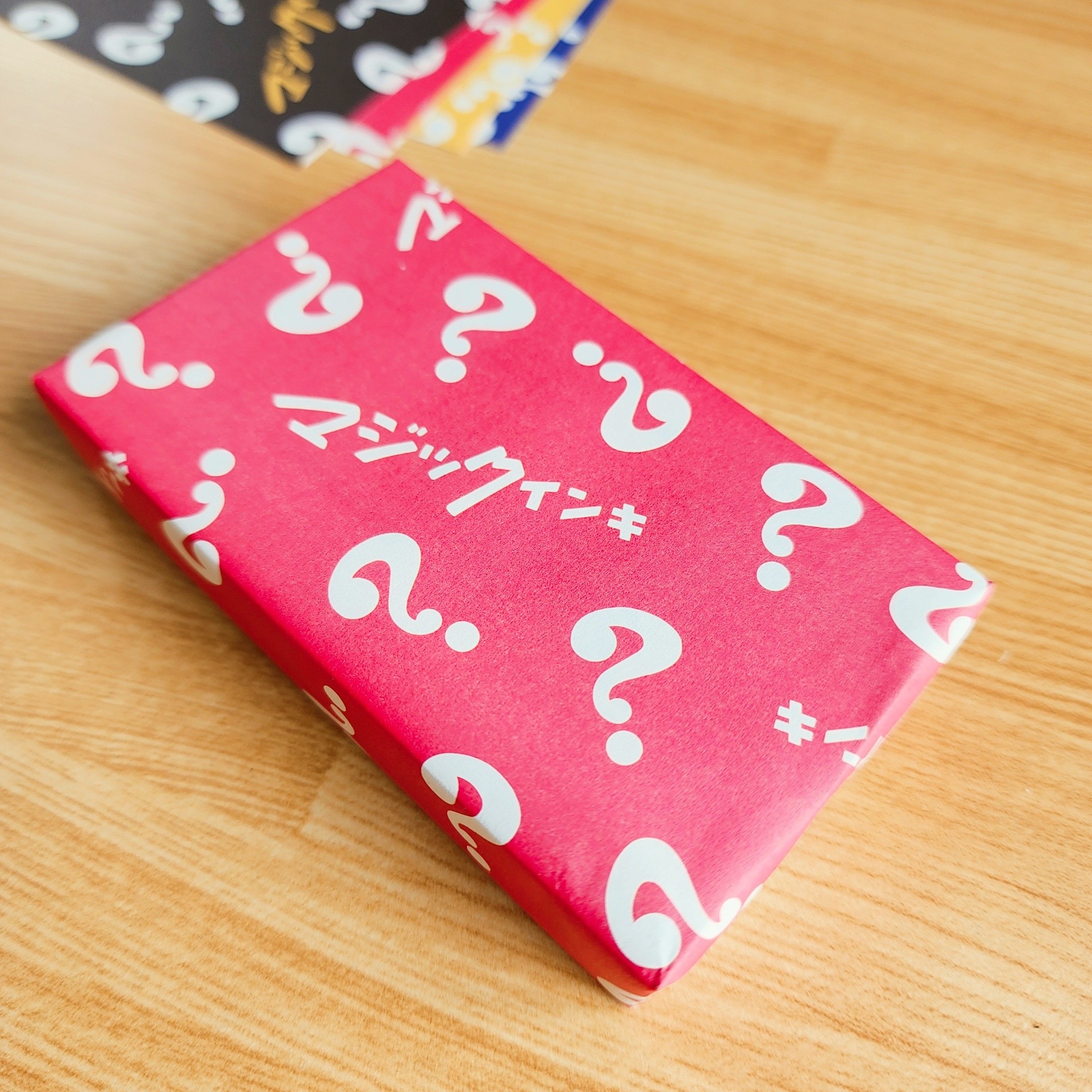 DAISO(ダイソー)のおすすめ文具「デザインペーパー(ぺんてるくれよん柄)(マジックインキ柄)」