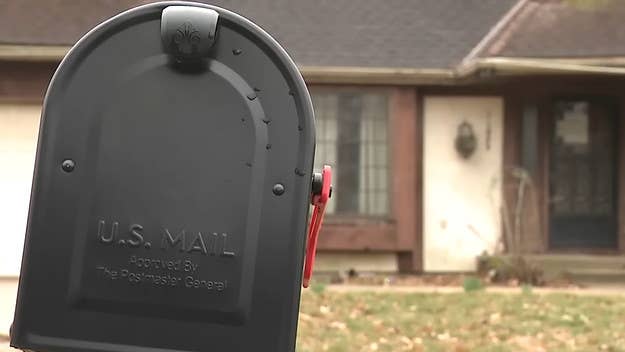 Overland Park Police said they discovered a dead body of an 81-year-old man at a Kansas family’s home that had been there for over six years.