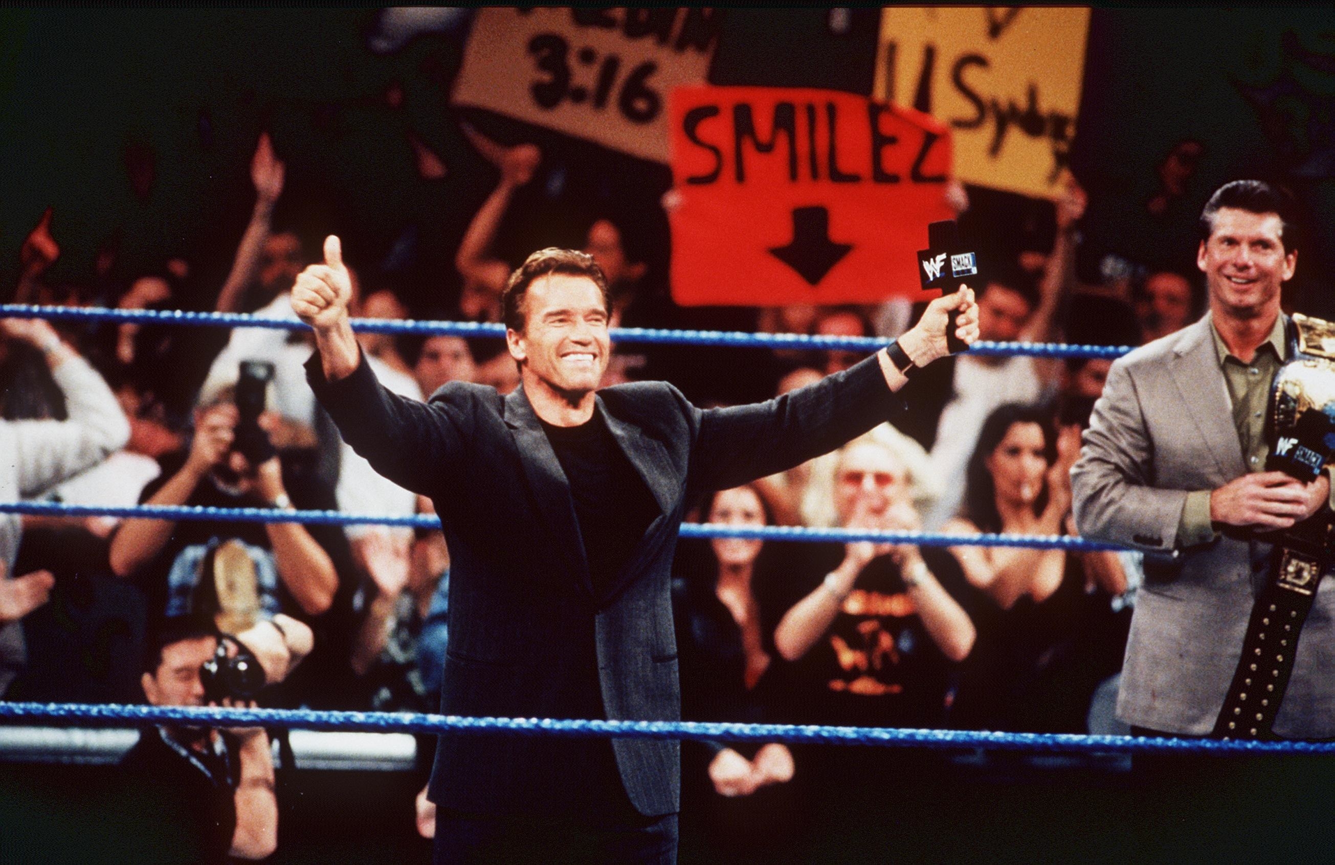 Arnold Schwarzenegger And Vince McMahon In WWF Smackdown