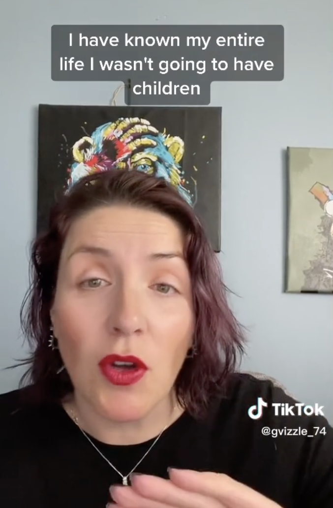 A screencap of Gvizzle from her TiKTok video