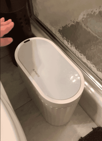 Reviewer shows however casual it is to unfastened the can