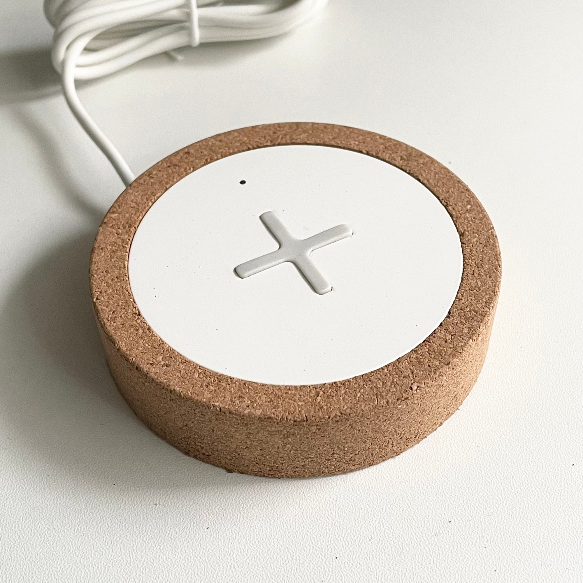 IKEA（イケア）のおすすめの便利グッズ「NORDMÄRKE ノールドメルケ ワイヤレス充電器」
