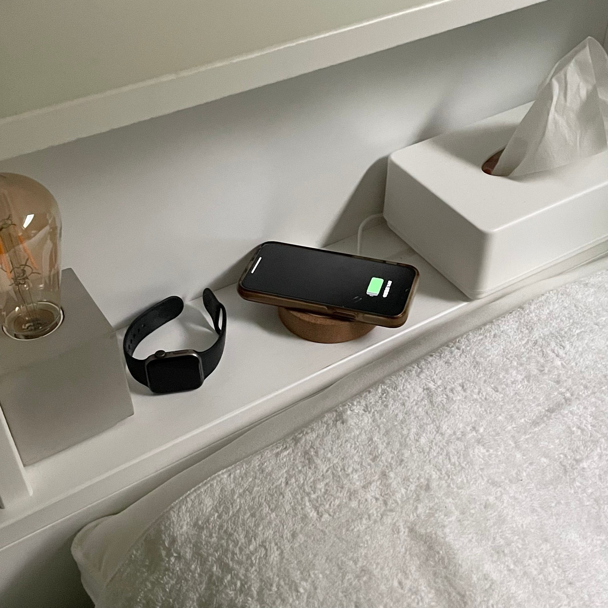 IKEA（イケア）のおすすめの便利グッズ「NORDMÄRKE ノールドメルケ ワイヤレス充電器」