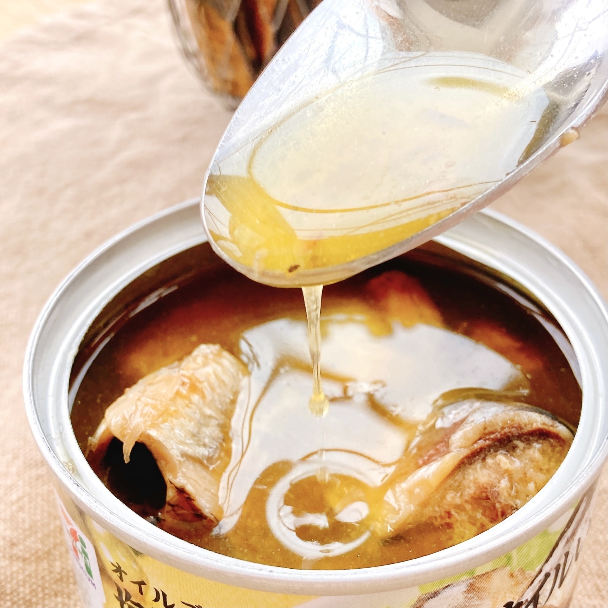 セブン‐イレブンのオススメ缶詰「塩レモンオリーブオイルいわし」