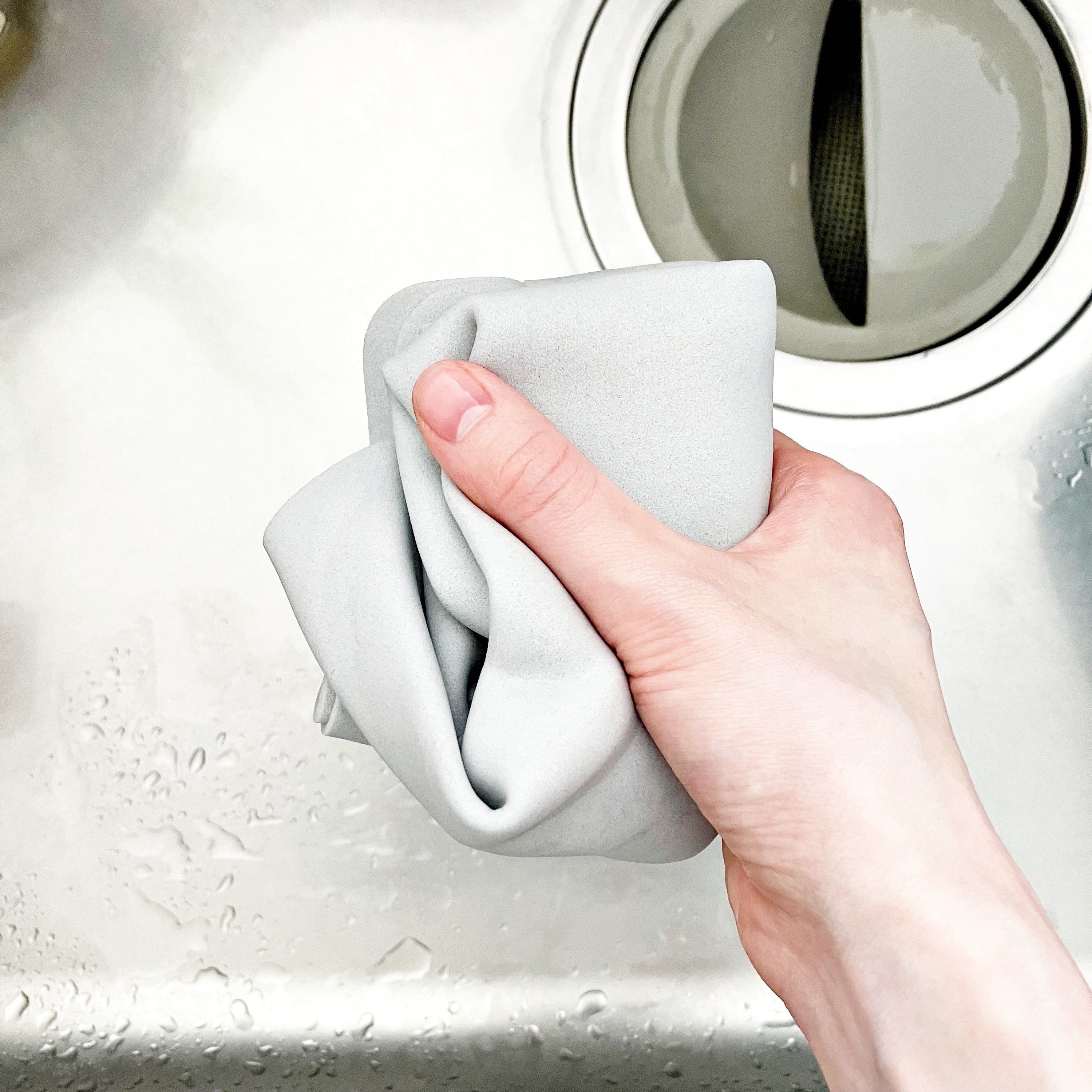 Seria(セリア)のおすすめ日用雑貨「PVA吸水クロス」