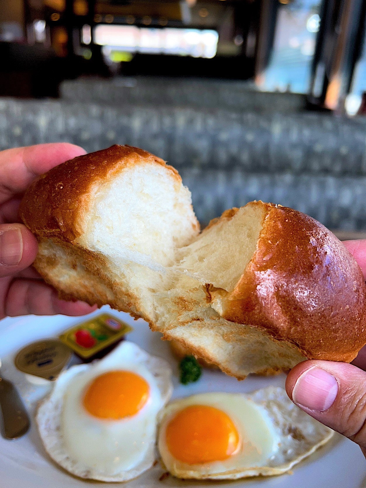 Royal Host（ロイヤルホスト）のおすすめのメニュー「モーニングプレート（フライエッグ）」