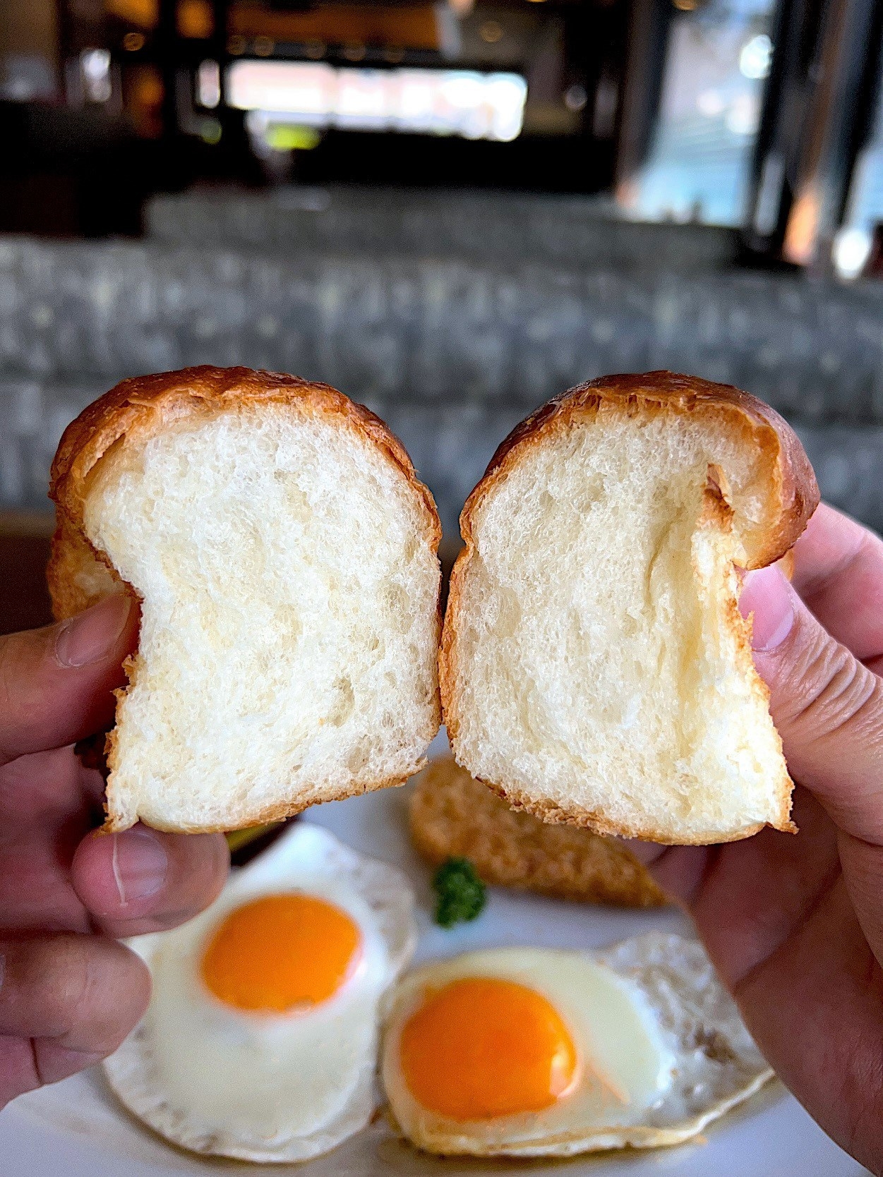 Royal Host（ロイヤルホスト）のおすすめのメニュー「モーニングプレート（フライエッグ）」