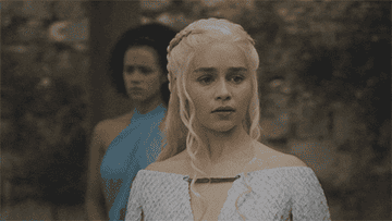 daenerys from game of thrones looking around