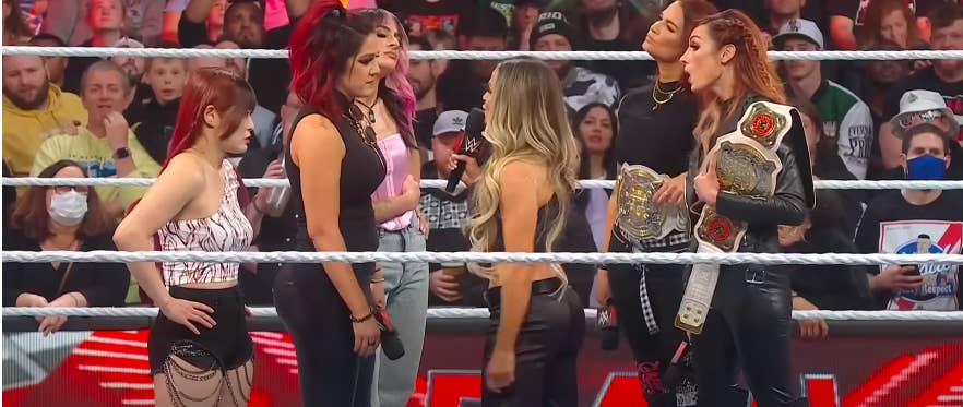 You don't stand a chance – WWE Superstar warns Becky Lynch ahead of her  Steel Cage Match against Trish Stratus