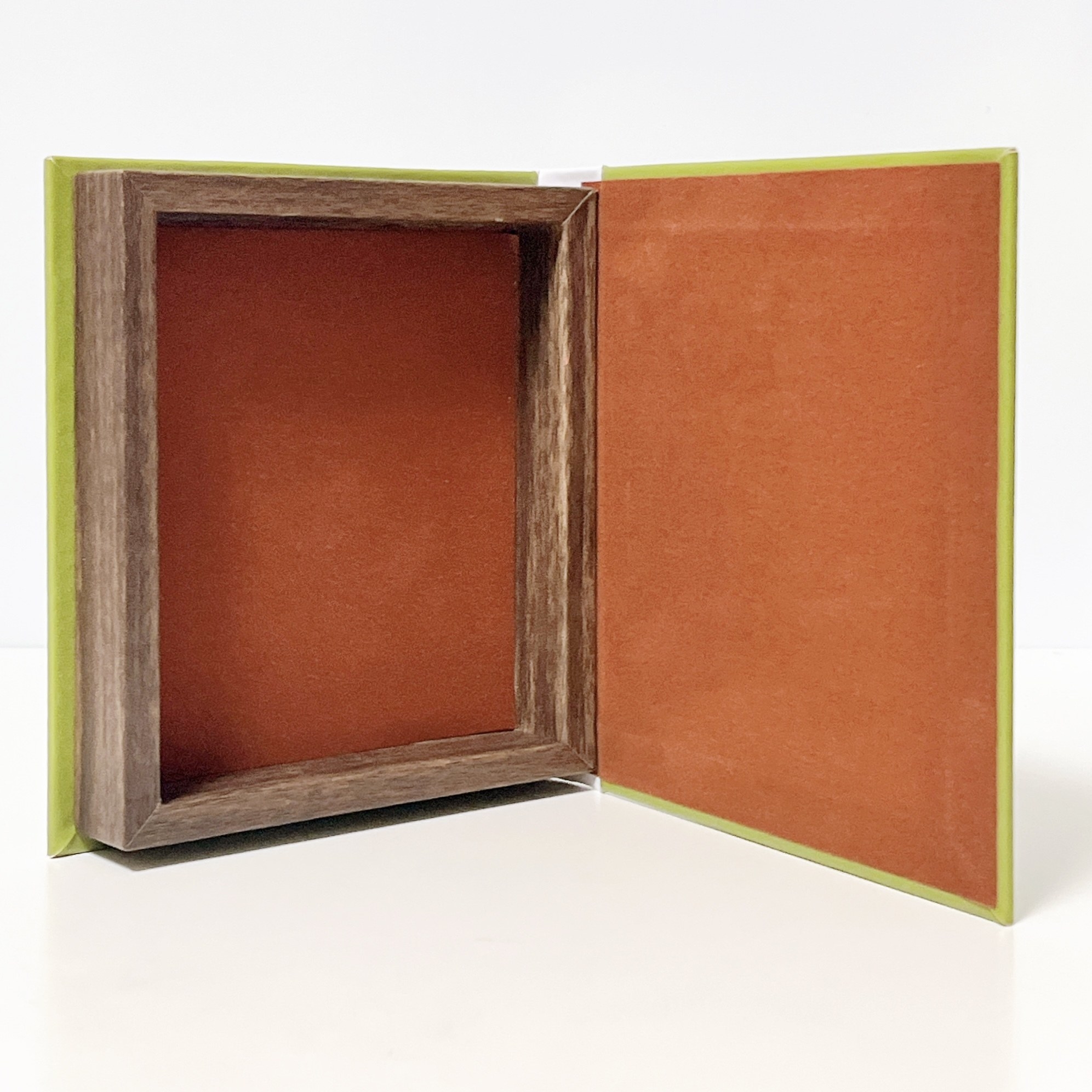 salut!（サリュ）のおすすめの雑貨「【ねずみくんのチョッキ×salut!】エンプティブック」