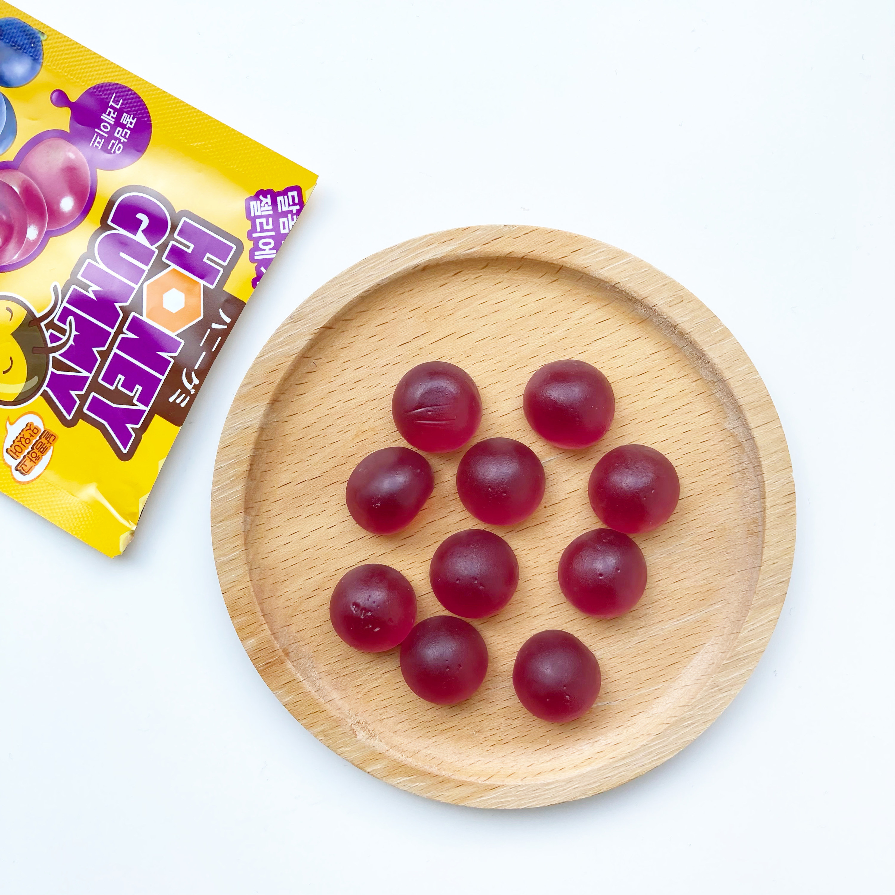 DAISO(ダイソー)の韓国グミ「ファーストジャパン ハニーグミ グレープ 40g」