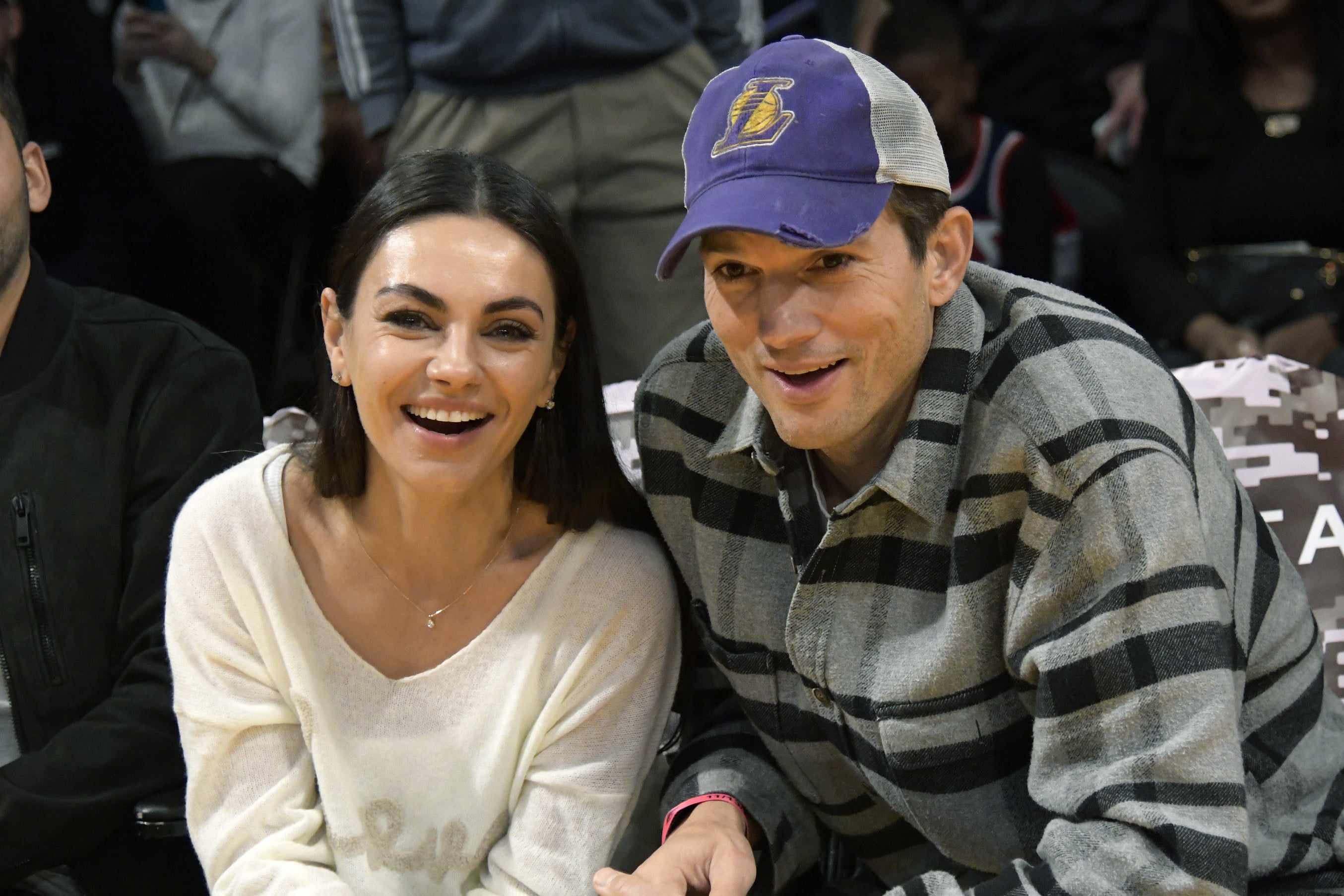 Ashton Kutcher And Mila Kunis Sparked A Debate About Trust Funds And “Nepo Babies” After A Resurfaced Report Reminded Fans That They Don’t Plan On Leaving Their Kids Any Inheritance