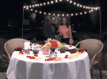 Rodney Peete takes Holly Robinson Peete on a romantic dinner in &quot;Meet the Peetes&quot;