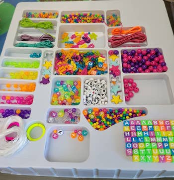 Colorful bead acceptable pieces successful packaging tray