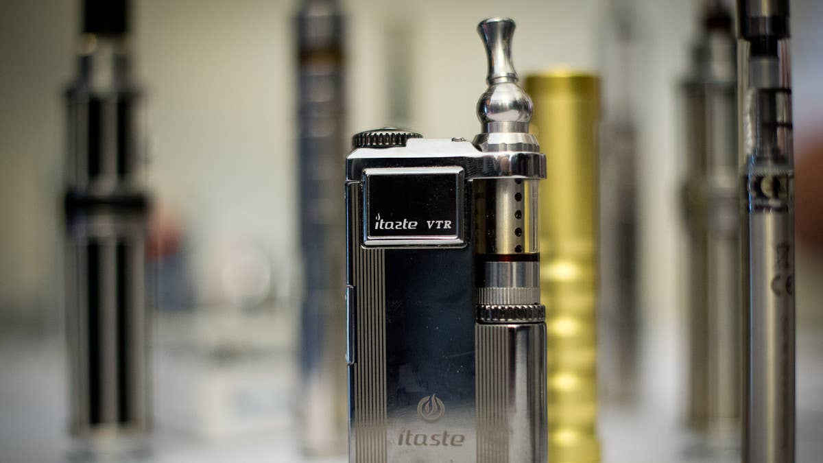The Quebec Families Ministry is investigating a video posted on TikTok showing a baby vaping an e-cigarette. Mirabel police are also investigating.
