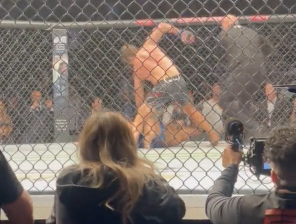 Jake Gyllenhaal Showed Off Ripped Physqiue At UFC 285