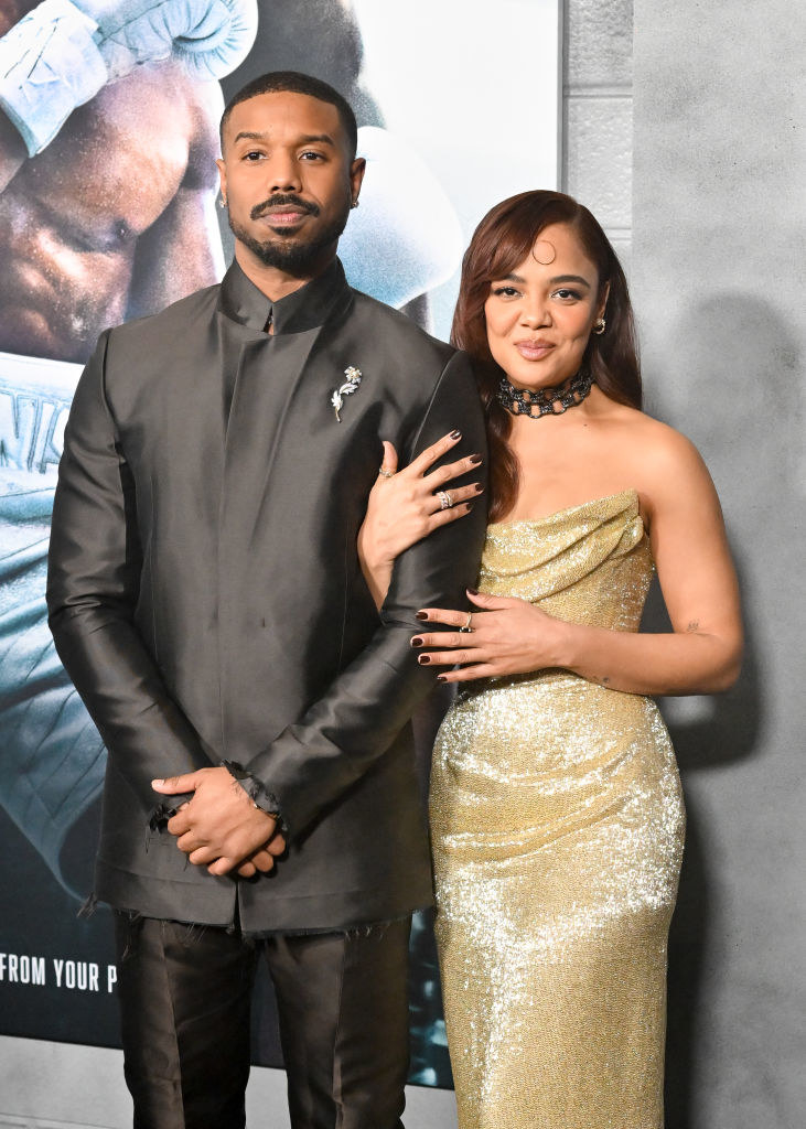 The two actors arm-in-arm as they pose on the red carpet at the film&#x27;s premiere