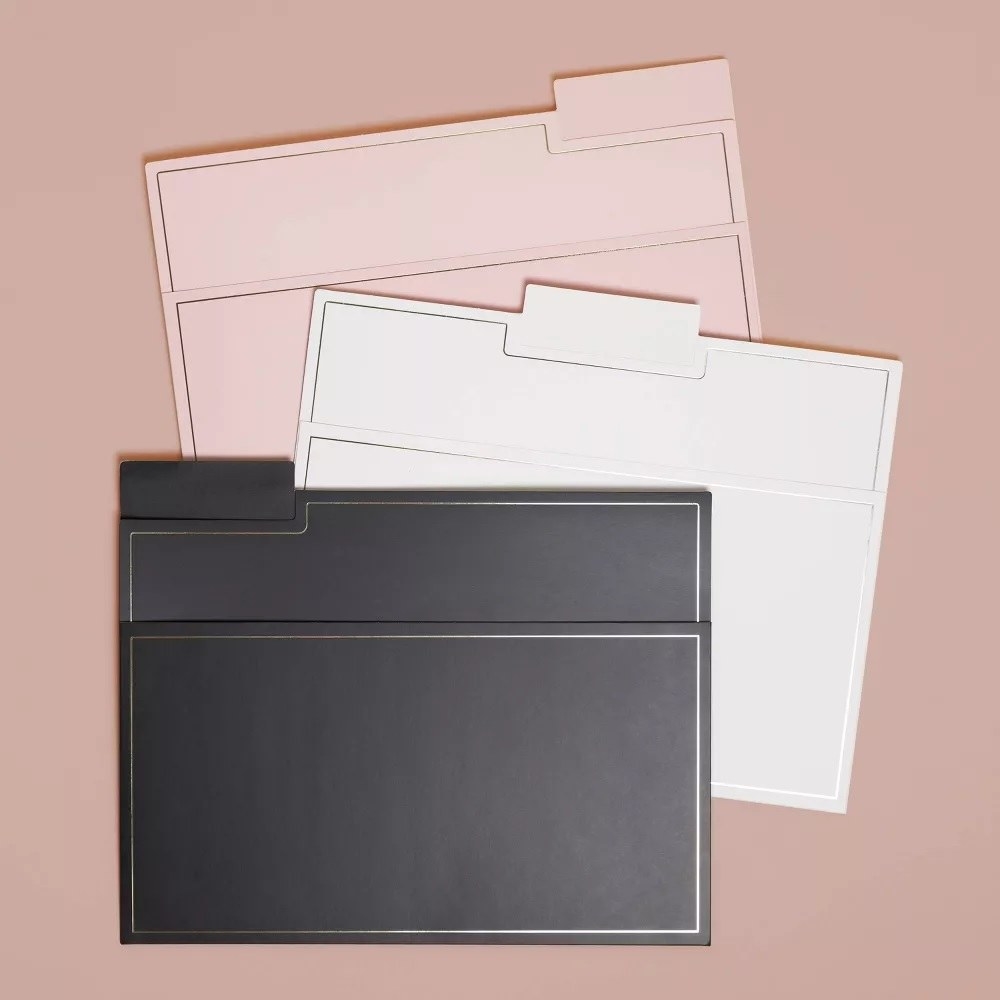 The file folders in three colors