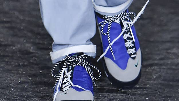 Sacai previews its upcoming Nike Footscape collab in three colorways during 2023 Paris Fashion Week, with the sneaker possibly releasing in 2023. See more here.