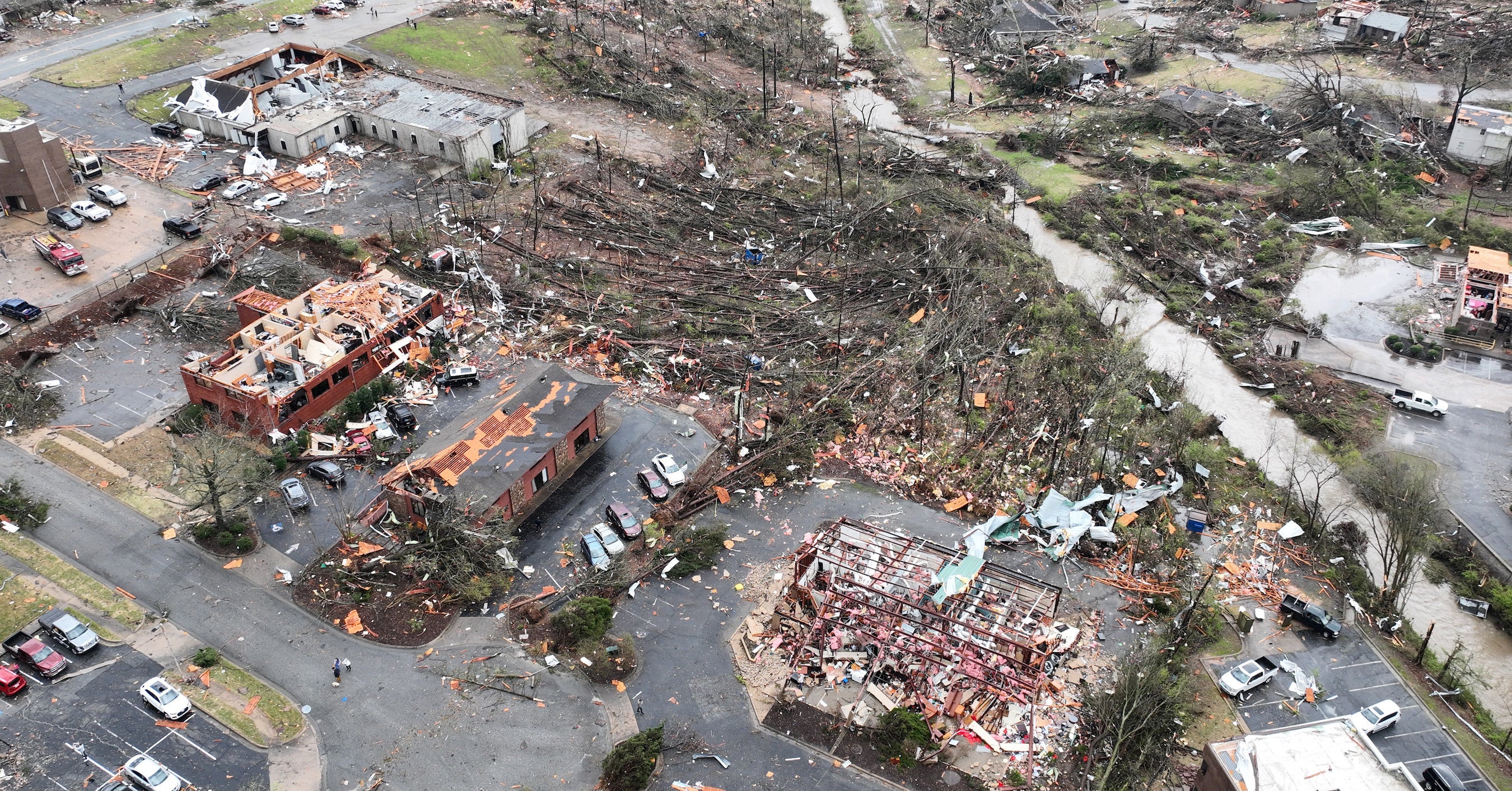 At Least 10 Dead As Tornadoes Hit Midwest And South
