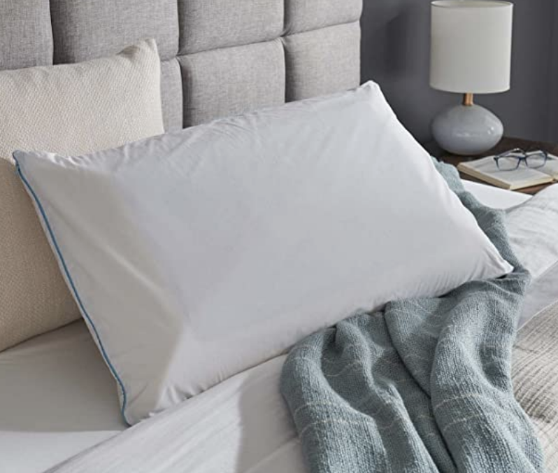 the white Tempur-Cloud Breeze Dual Cooling pillow