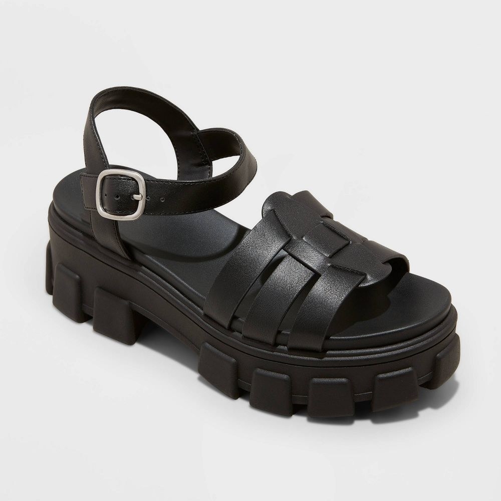 chunky black fisherman sandals