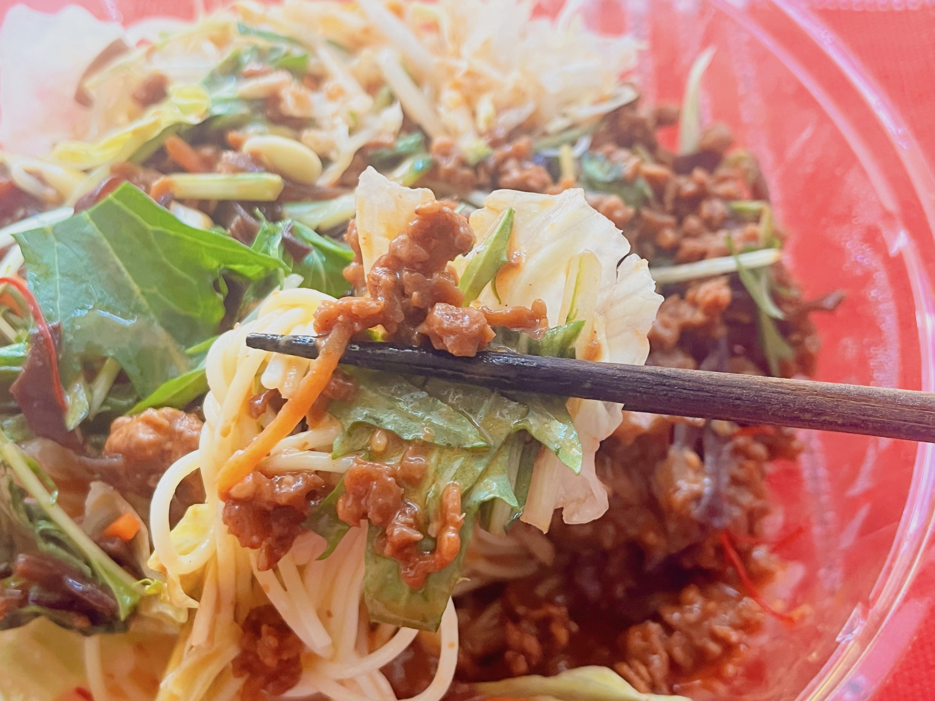 FamilyMart(ファミリーマート)のオススメのパスタ「担担風パスタサラダ」