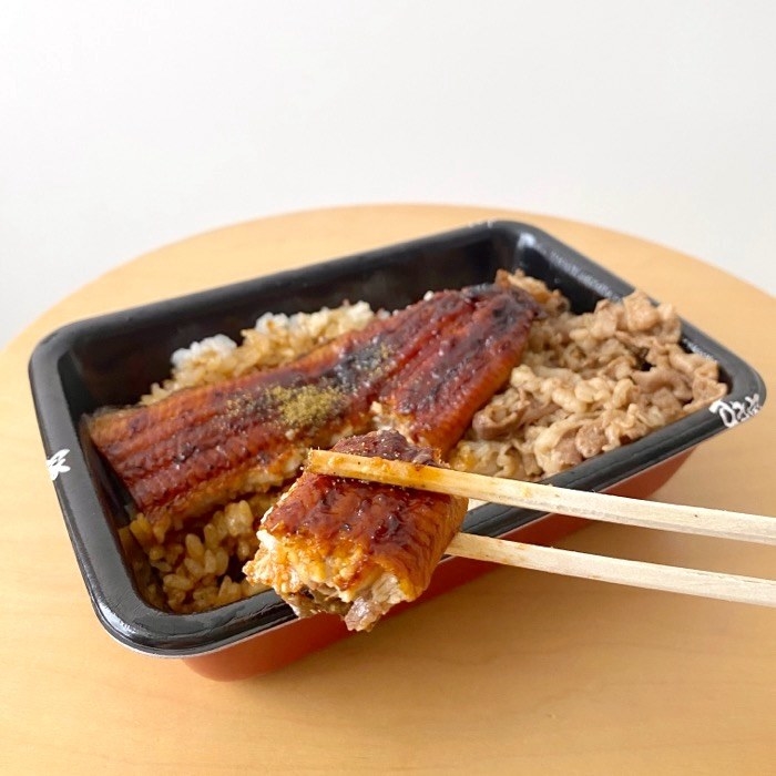 すき家のおすすめメニュー「うな牛」