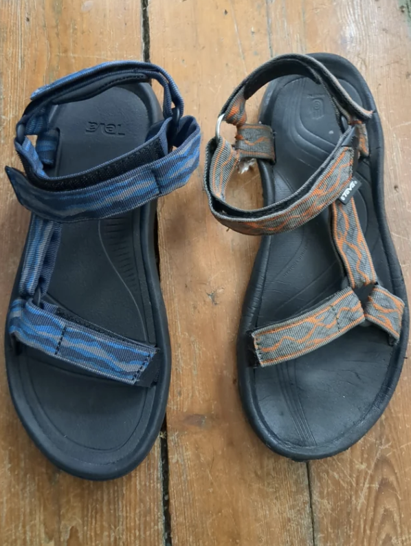 Hiking sandals