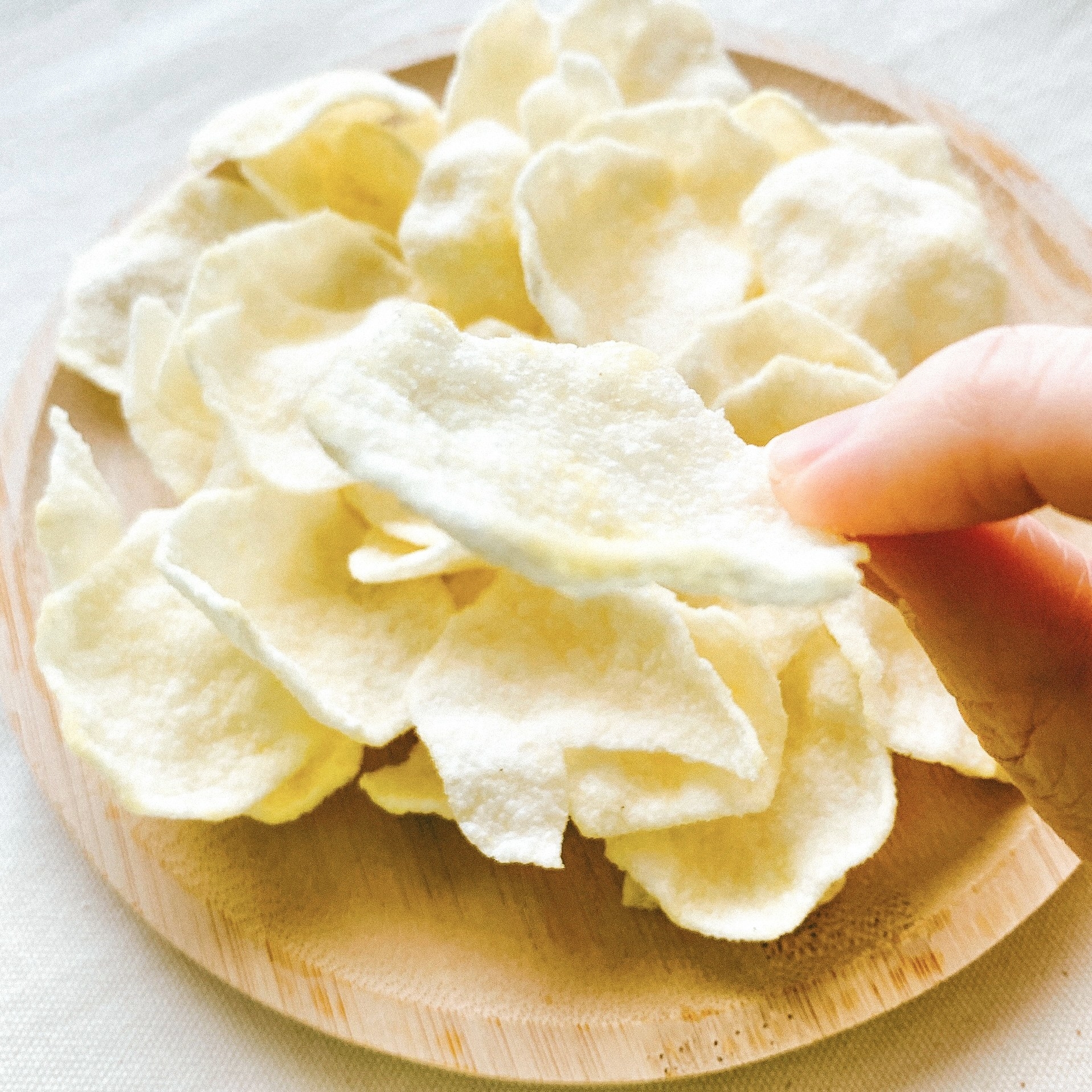 セブン-イレブンのおすすめのスナック菓子「７プレミアム ふわふわチップスとうもろこし味」