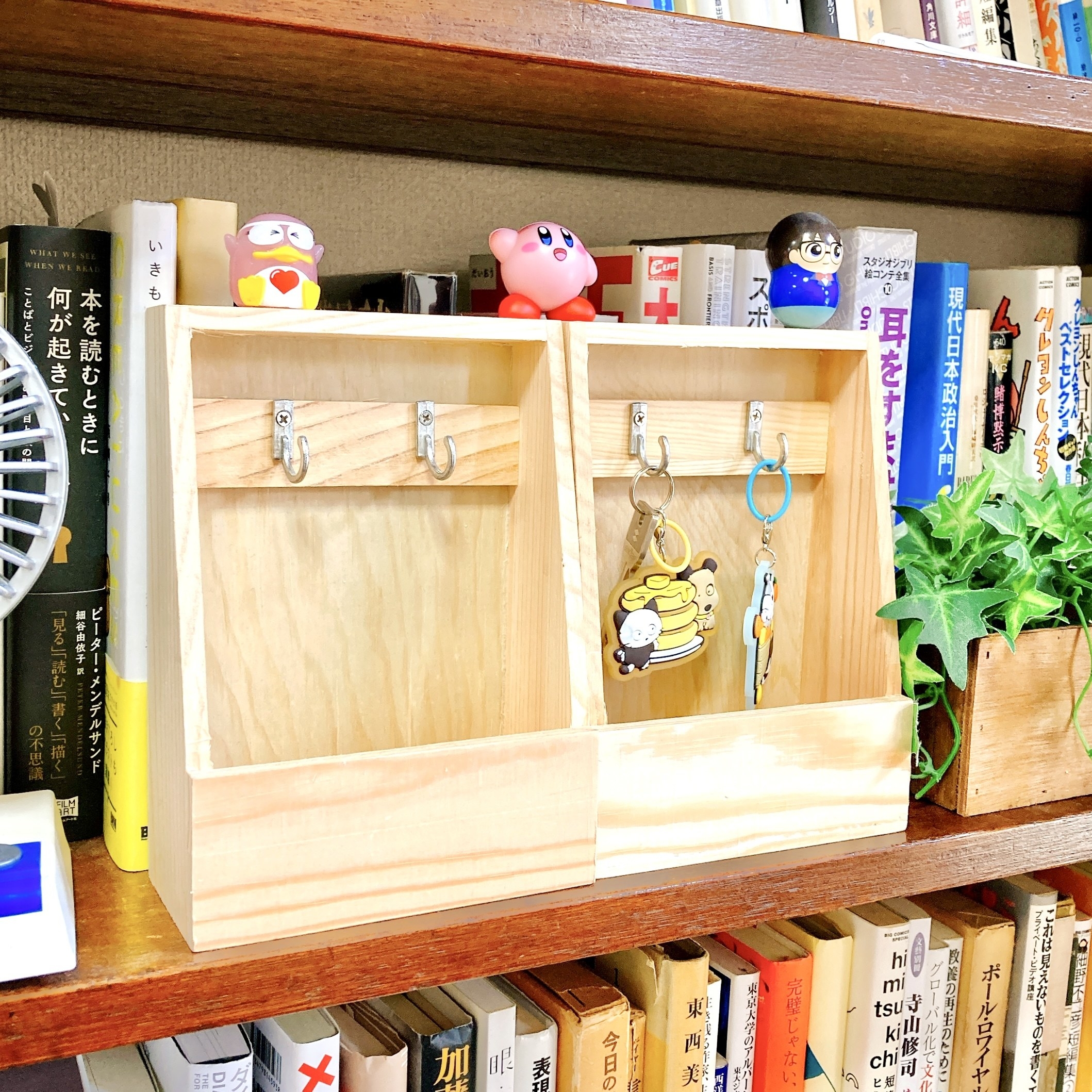 DAISO(ダイソー)のおすすめ収納アイテム「木製デザインキーボックス」