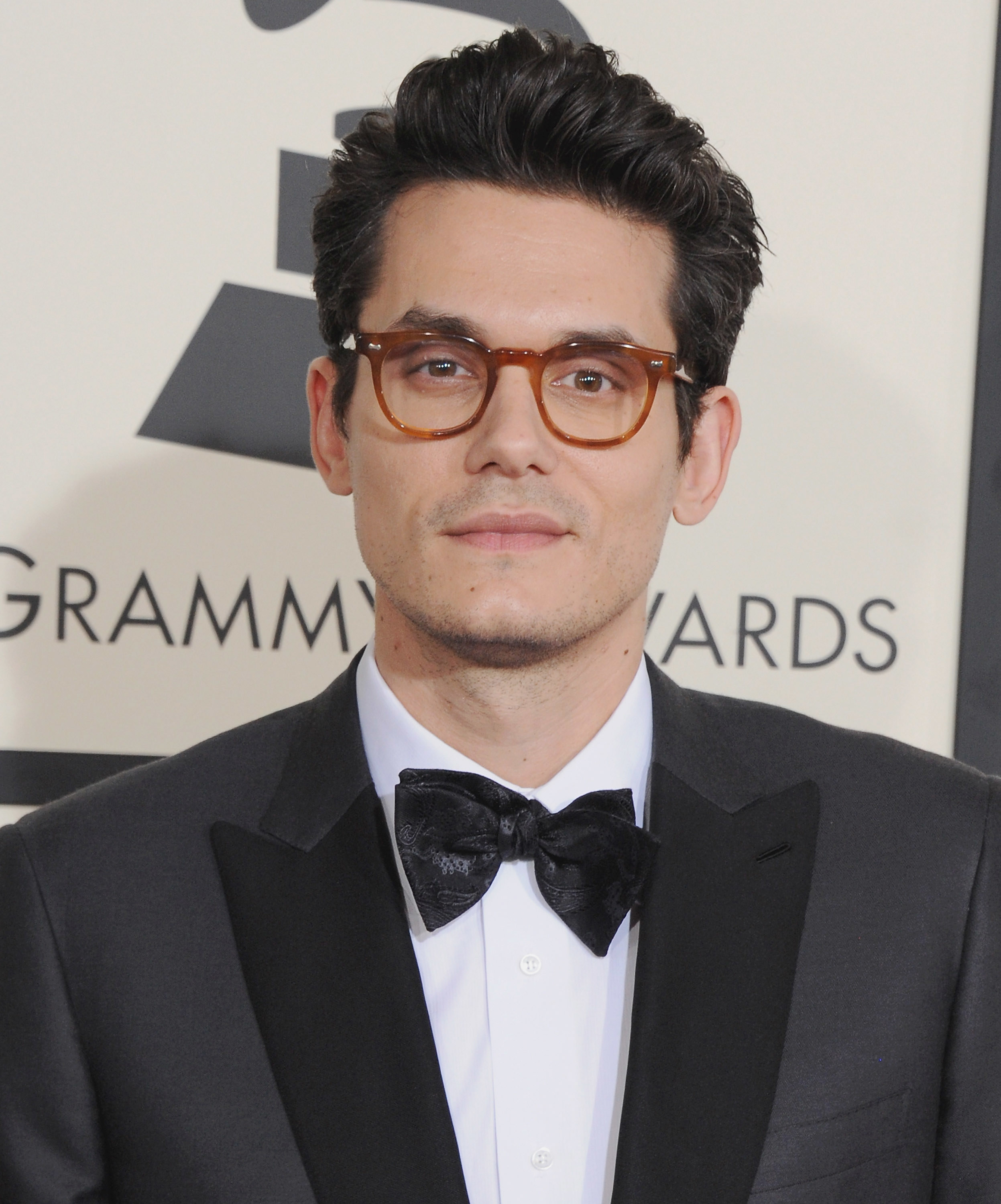 Photos: Five Reasons to Think Taylor Swift Is John Mayer's “Paper Doll”