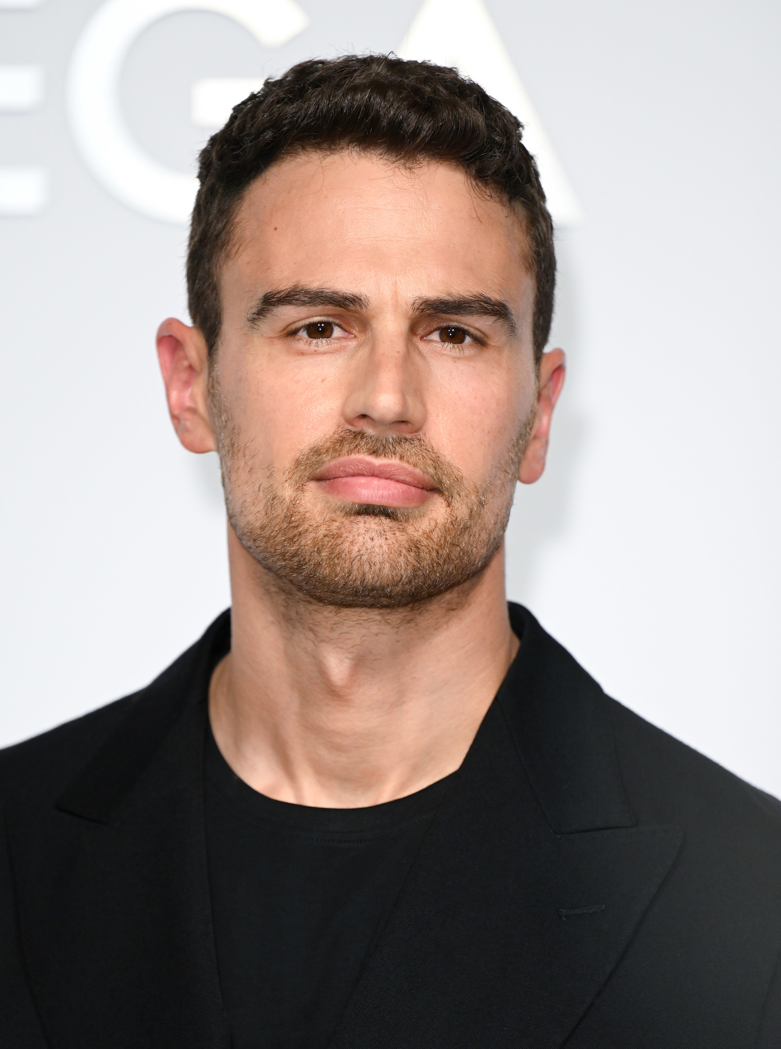 A close-up of Theo James