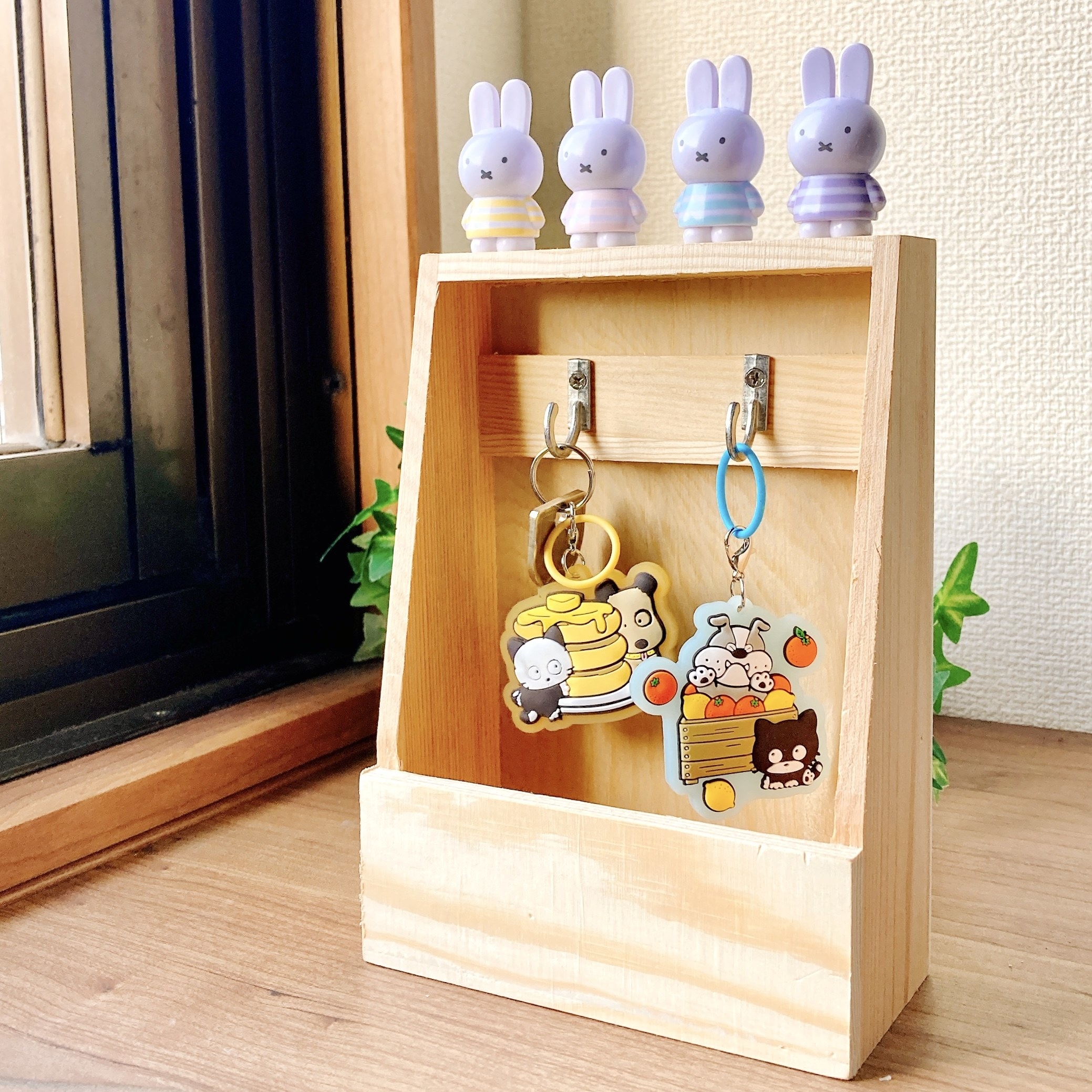 DAISO(ダイソー)のおすすめ収納アイテム「木製デザインキーボックス」