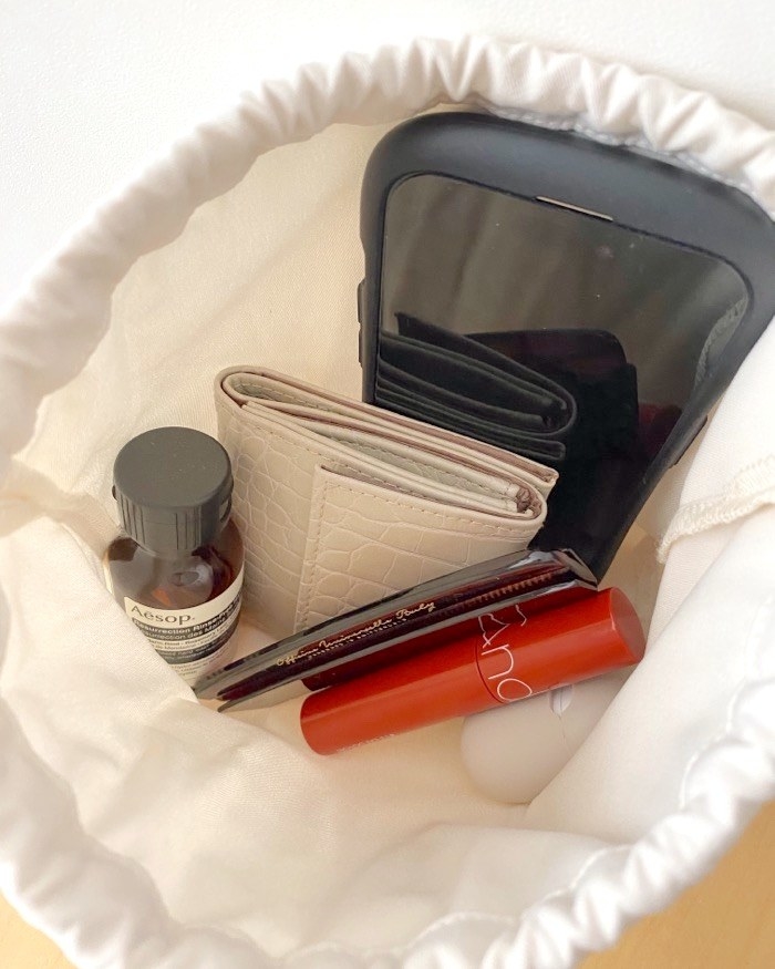 GU（ジーユー）のおすすめファッションアイテム「ニットミニバッグ+E」