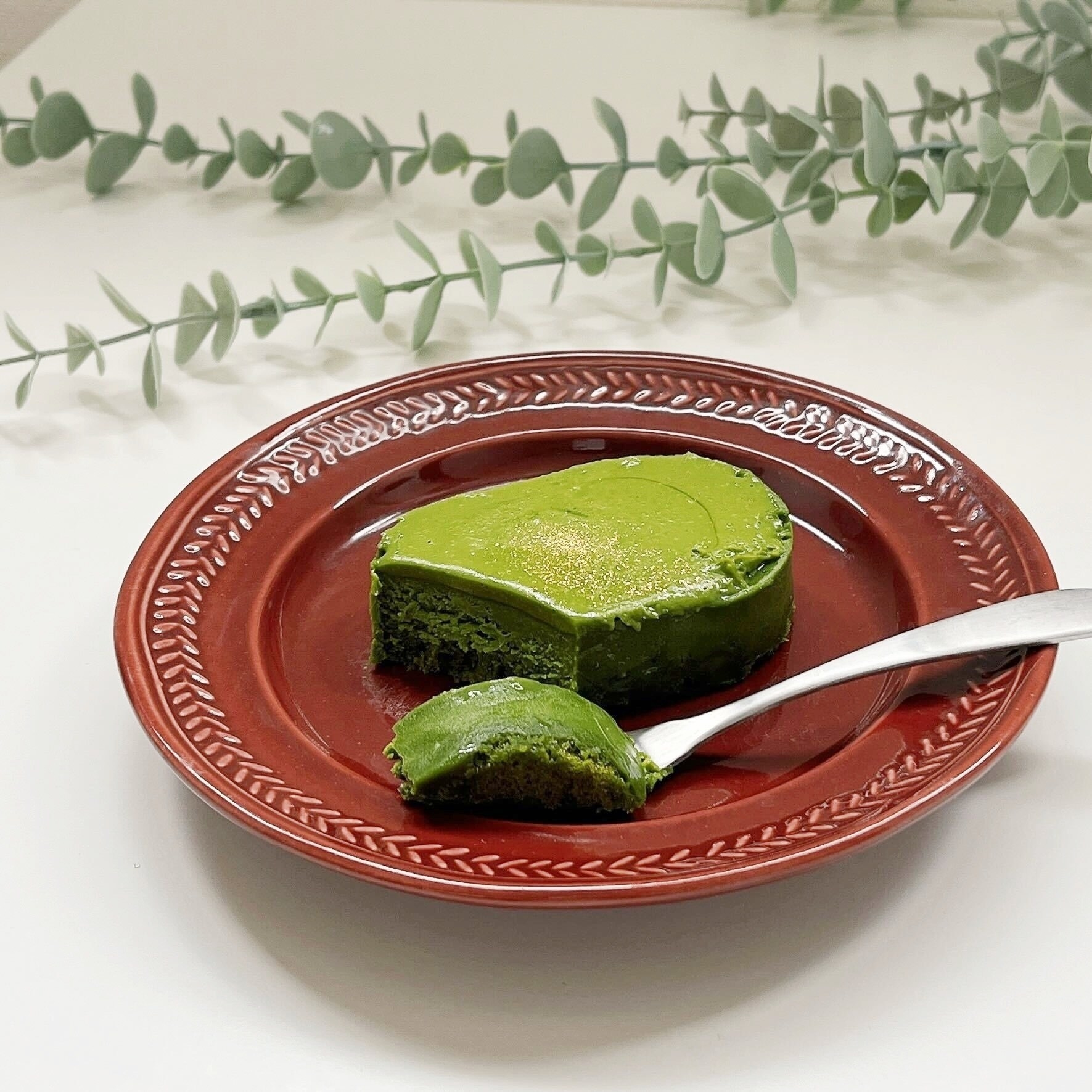 FamilyMart（ファミリーマート）のおすすめスイーツ「宇治抹茶のテリーヌショコラ」