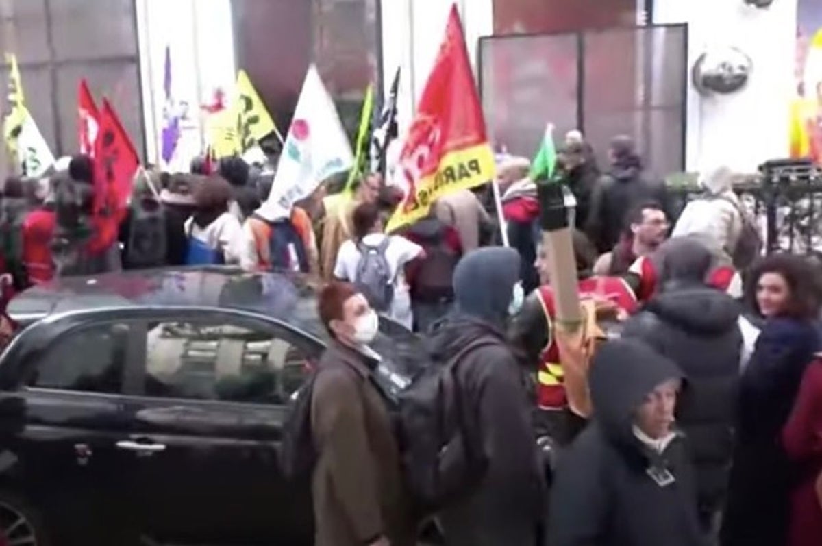 Protesters Enter LVMH Headquarters in Paris