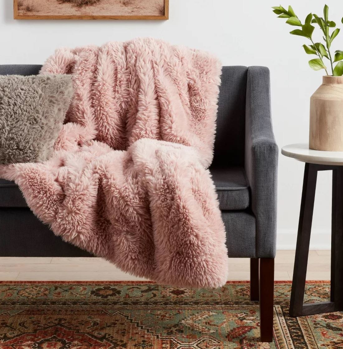 pink faux fur blanket