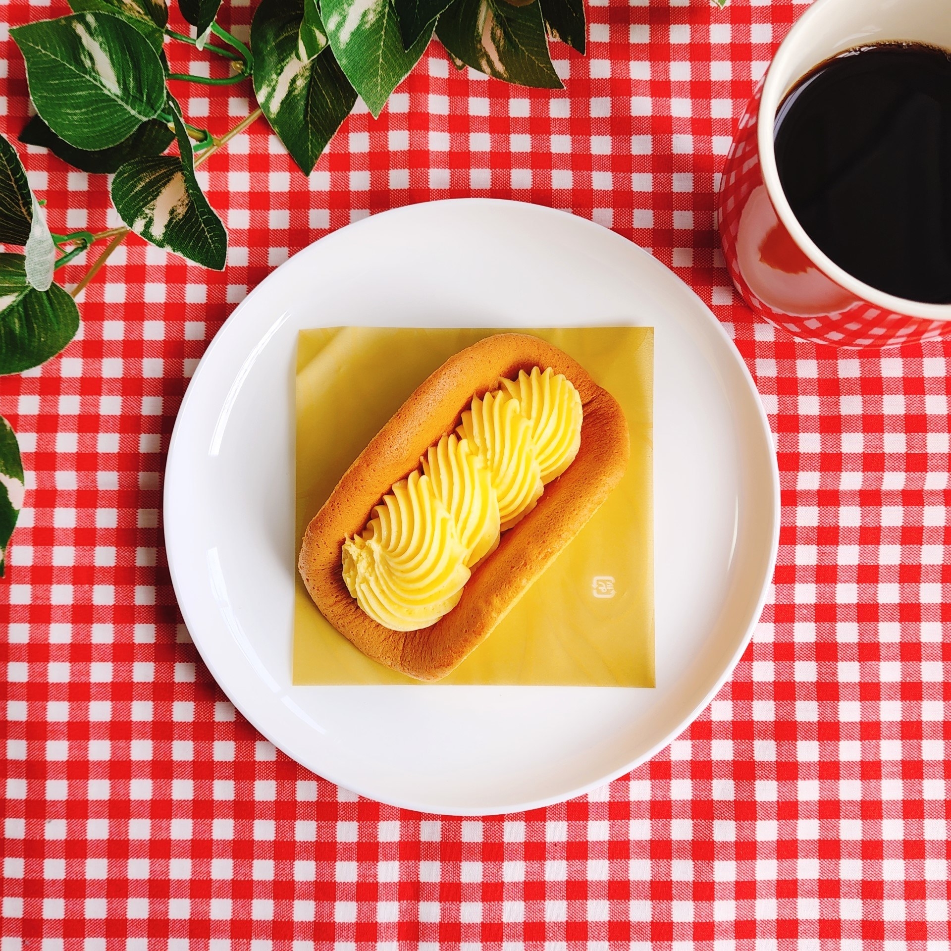 LAWSON（ローソン）のおすすめスイーツ「ふんわりバターオムレット」