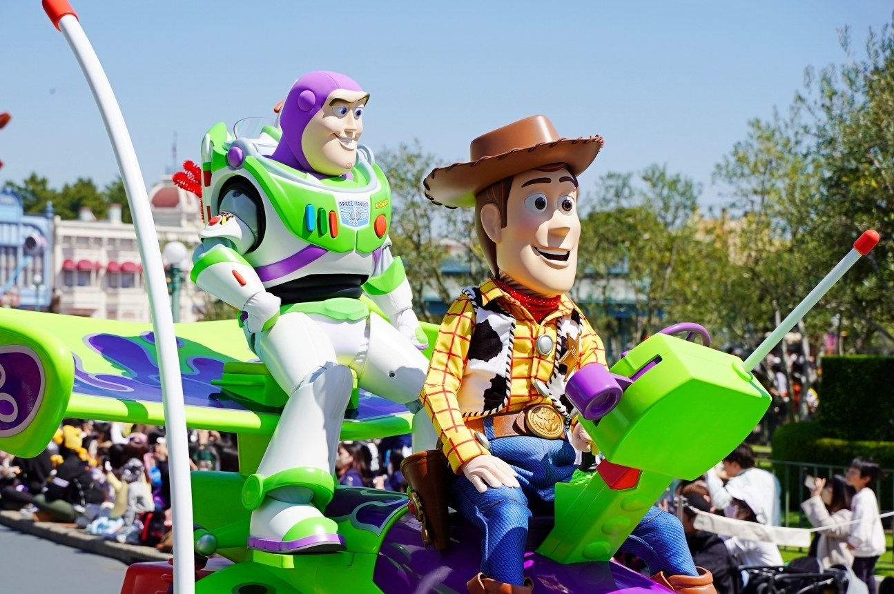 ディズニーランドで開催中の40周年プログラム「ディズニー・ハーモニー・イン・カラー」