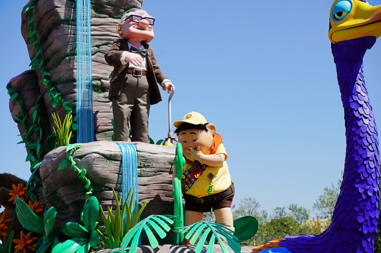 ディズニーランドで開催中の40周年プログラム「ディズニー・ハーモニー・イン・カラー」