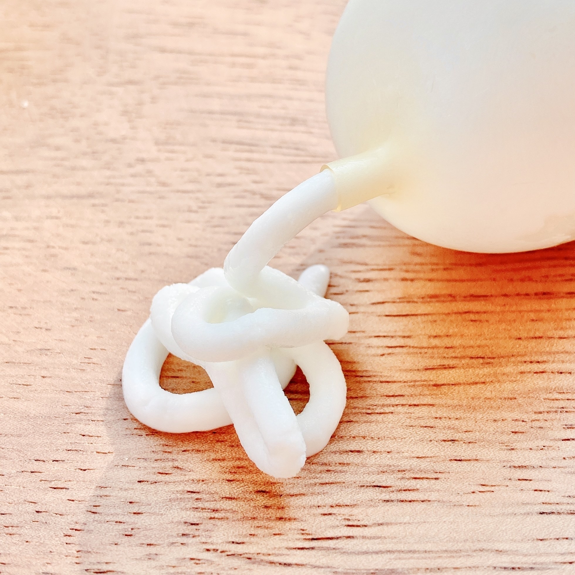 Chateraise(シャトレーゼ)のおすすめアイス「昔なつかし風船アイス ボンボン」