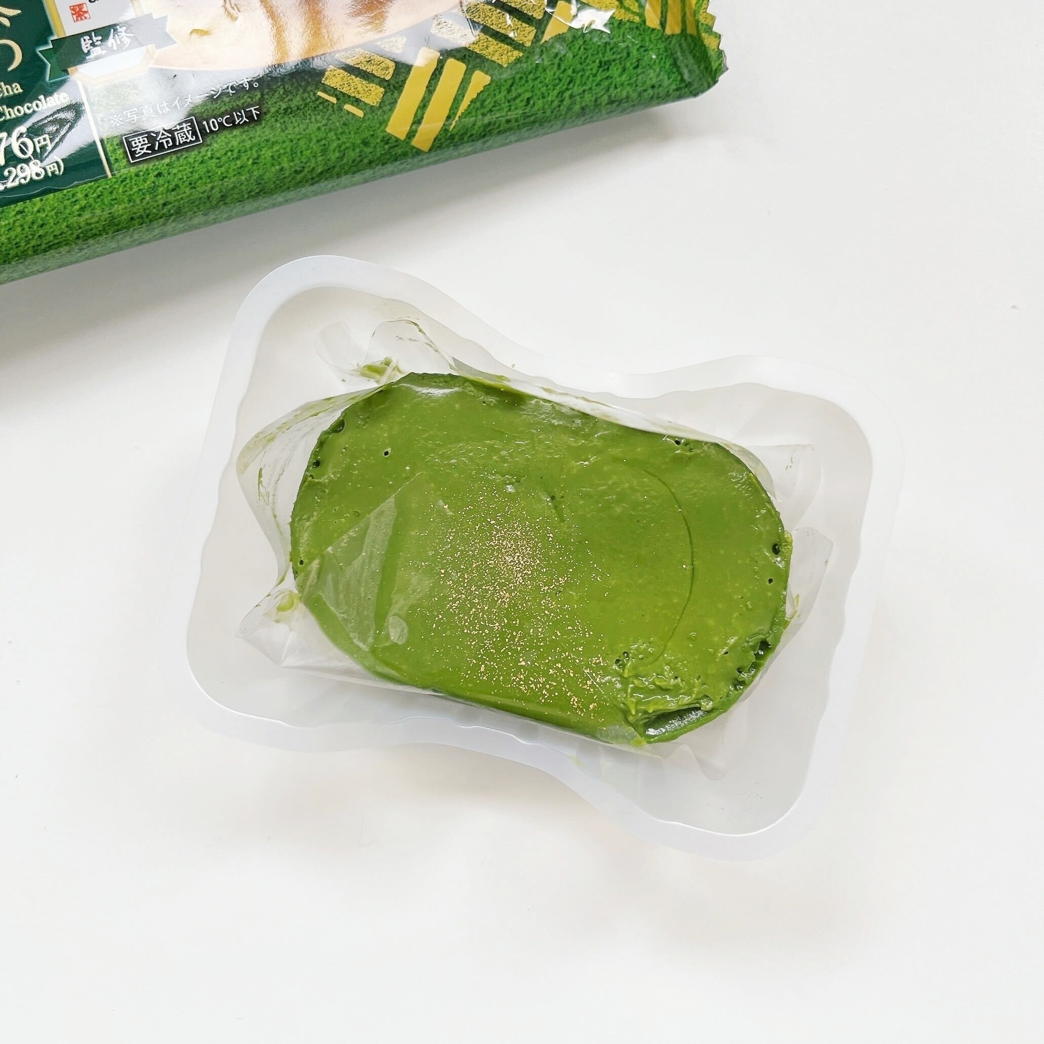 FamilyMart(ファミリーマート)のオススメのスイーツ「宇治抹茶のテリーヌショコラ」