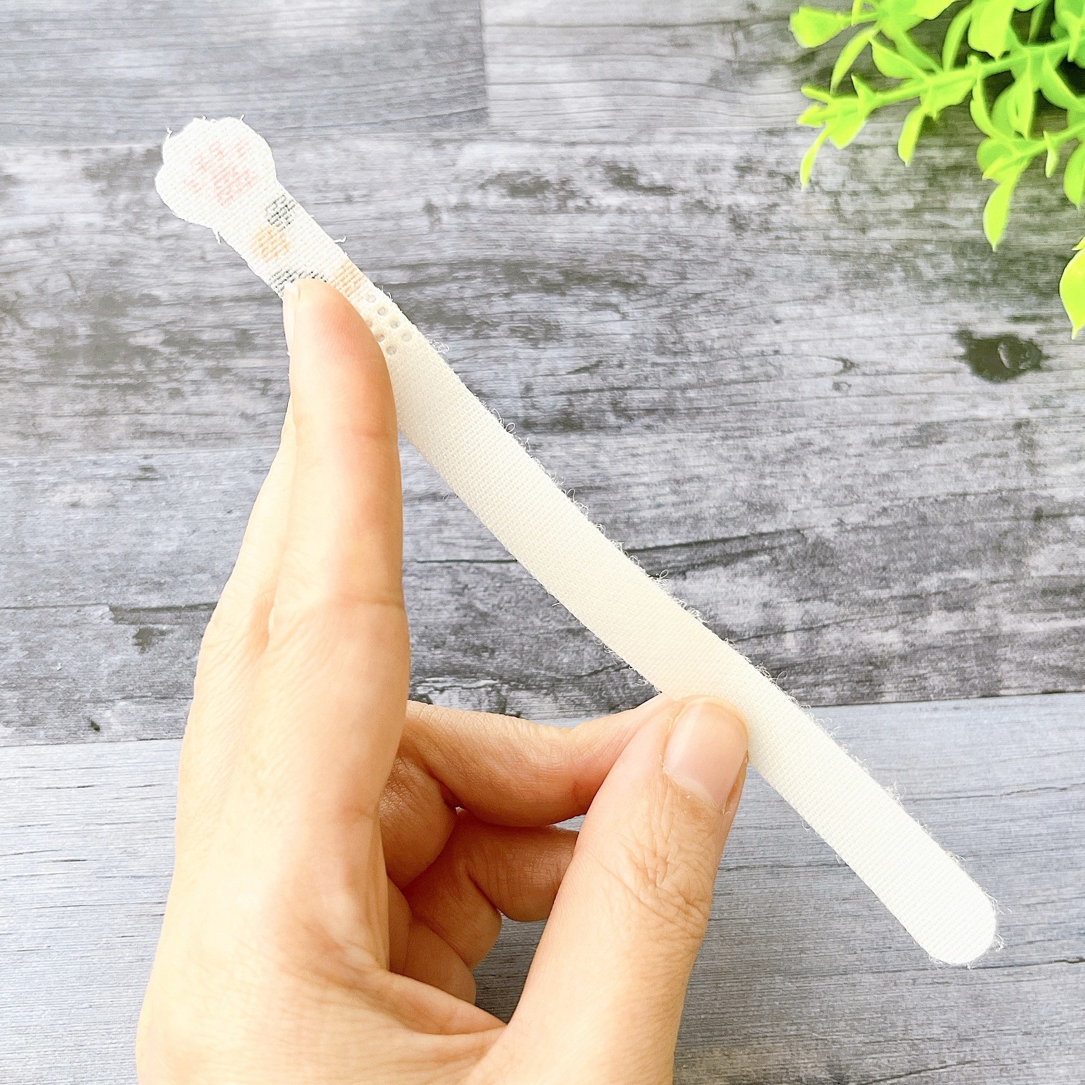 DAISO(ダイソー)のオススメ便利グッズ「ケーブルタイ(肉球柄)」