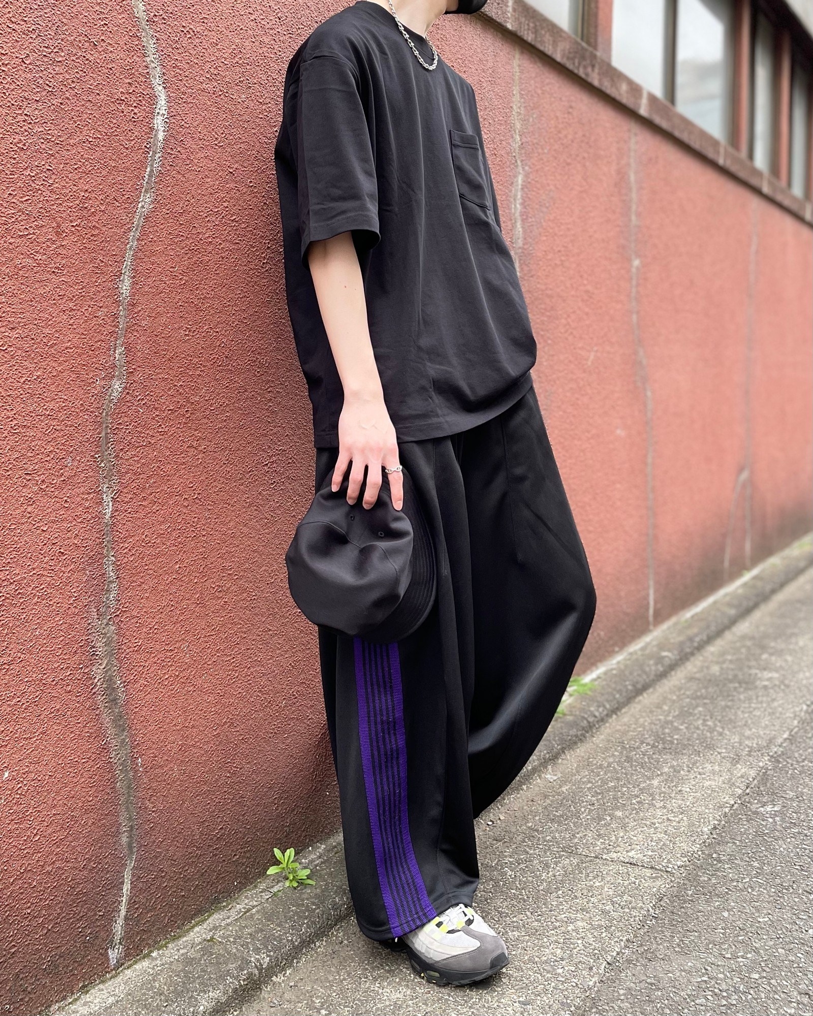 GU(ジーユー)のおすすめのメンズアイテム「コットンオーバーサイズT(5分袖)」のコーディネート